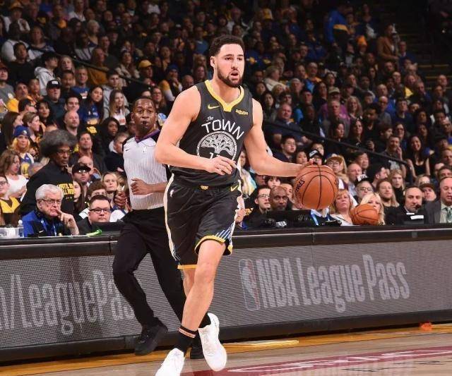 包含皇家马德里迎全明星赛关键赛，赛前手感冰凉，引发热议，训练强度明显提升的词条