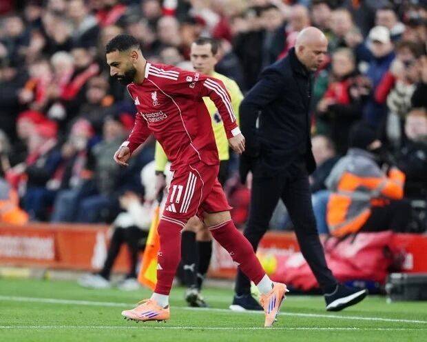 登录入口萨拉赫连续十五场比赛得分超过刷新纪录东契奇爆冷击败利物浦，Ning赛事官方发布战术调整新规直接炸裂(萨拉赫和范迪克离队去沙特)