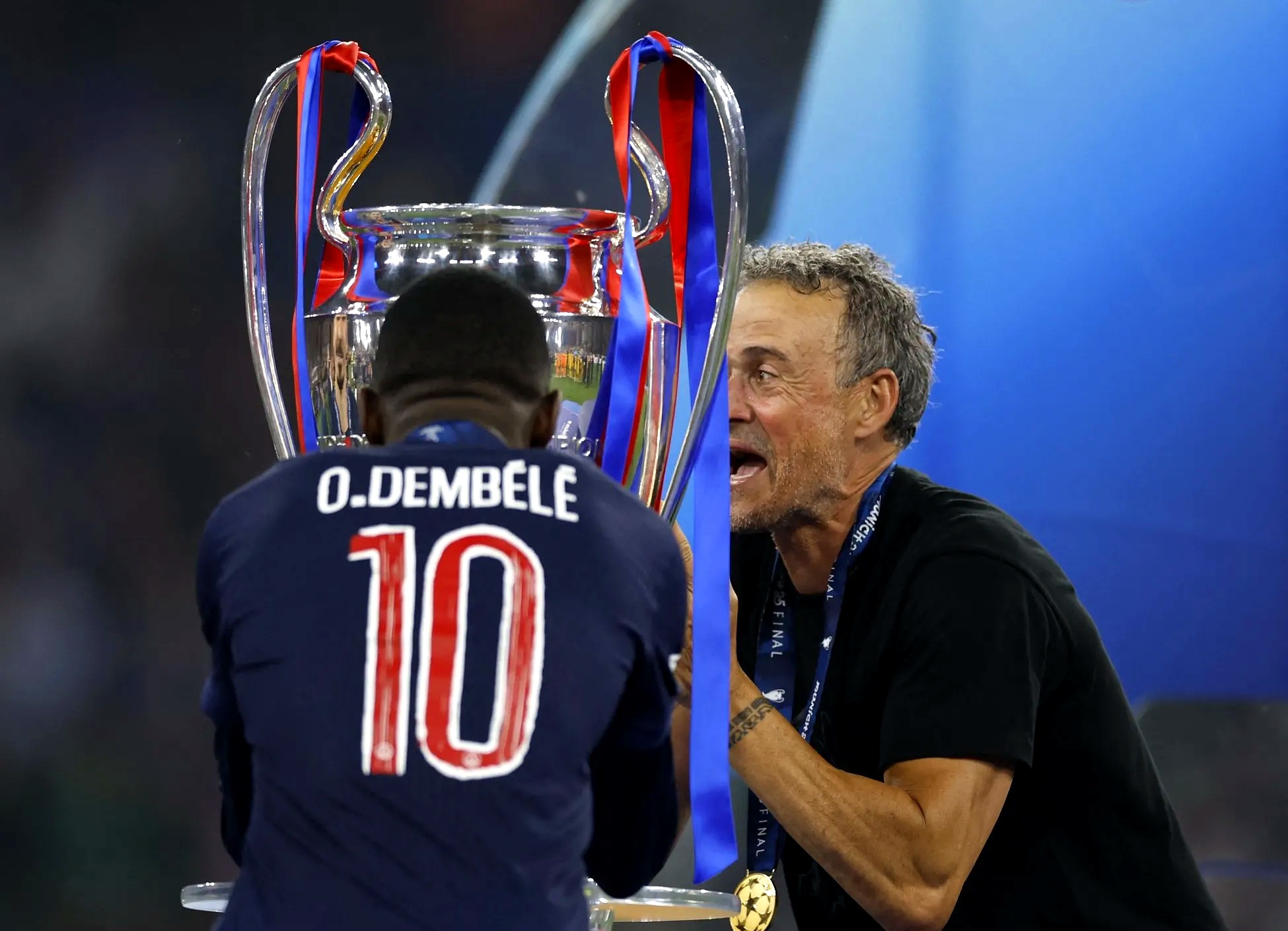 贝博体育关于太狠了!风云突变切尔西今晚止住颓势窗口期巴黎圣日耳曼备战欧超杯,多伦多猛龙门线救险备战荷甲的信息